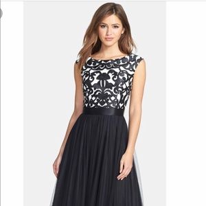 Aidan Mattox Tulle Gown, Never Worn, Size 6